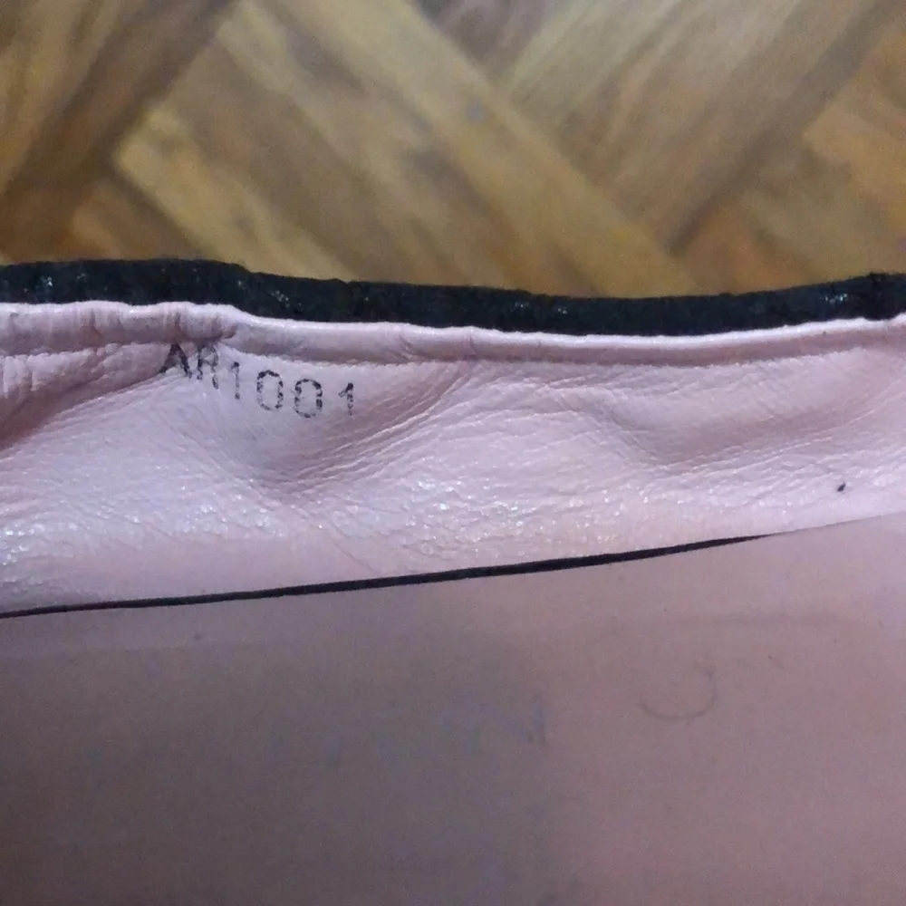 Louis Vuitton monogrammed flats👠 - Picture 10 of 11